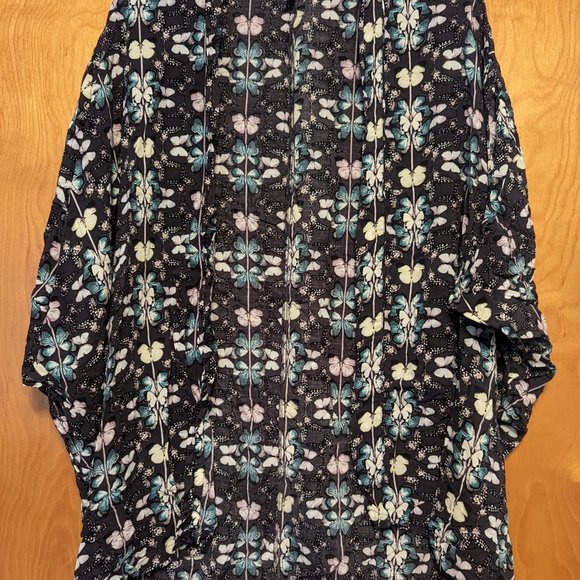 Victoria Secret Cover-Up! - Picture 4 of 4